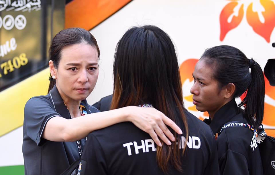 วิเคราะห์บอล ทีเด็ดบอล - รอเวลาบ๊ายบาย!-“สมยศ”-แจงอนาคตเตรียมแยกทาง-“มาดามแป้ง”