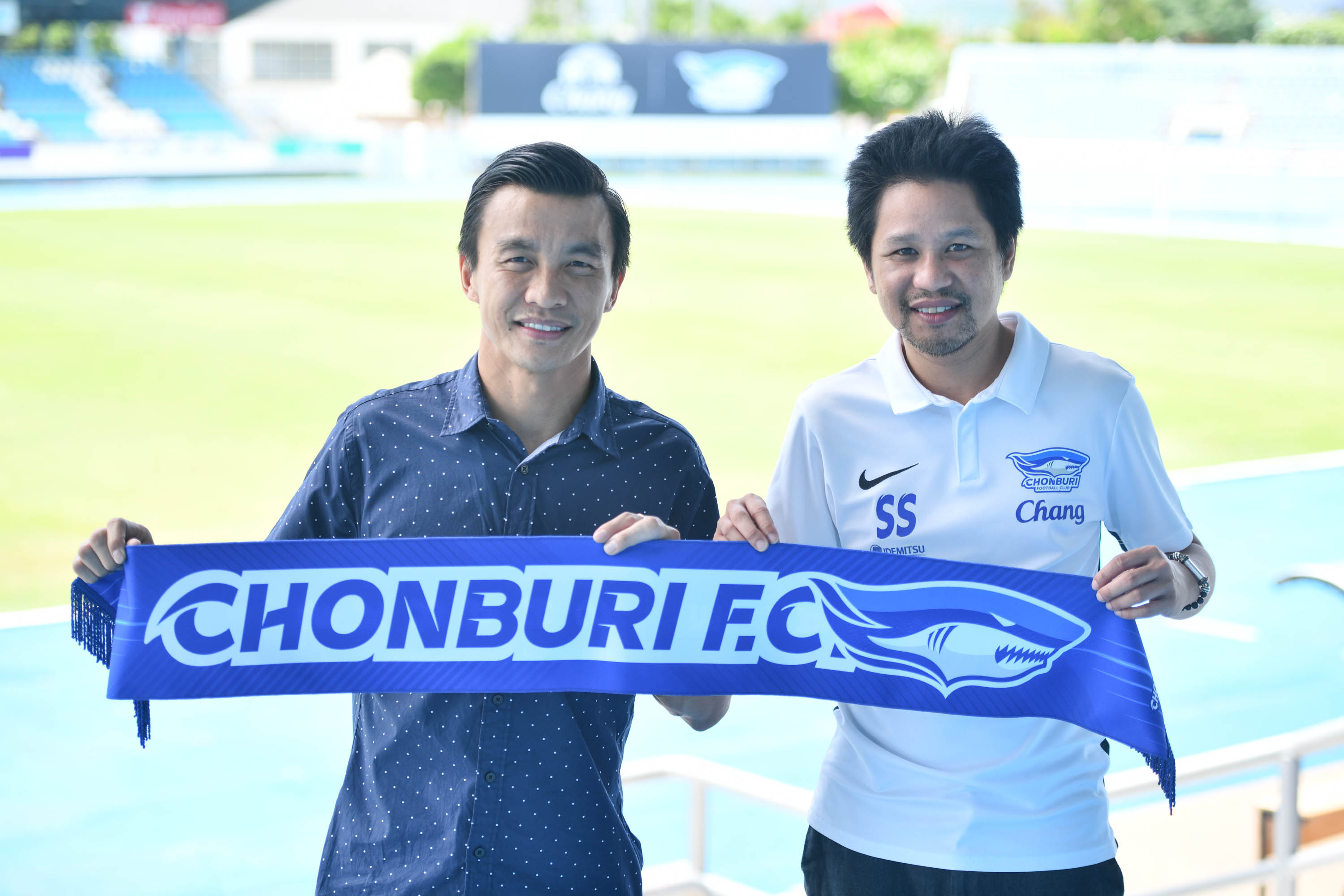 วิเคราะห์บอล ทีเด็ดบอล - OFFICIAL-:-ฉลามชลกระชาก-‘ซูเปอร์ตี๋’-คืนวัง,สวมเสื้อเบอร์-99